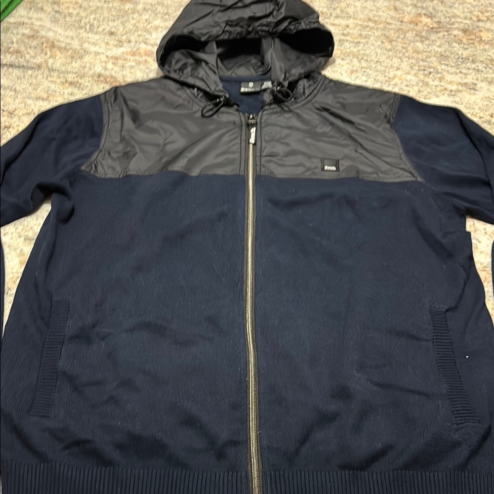 10/$30 Bench Men's Navy Blue Hooded Sweater